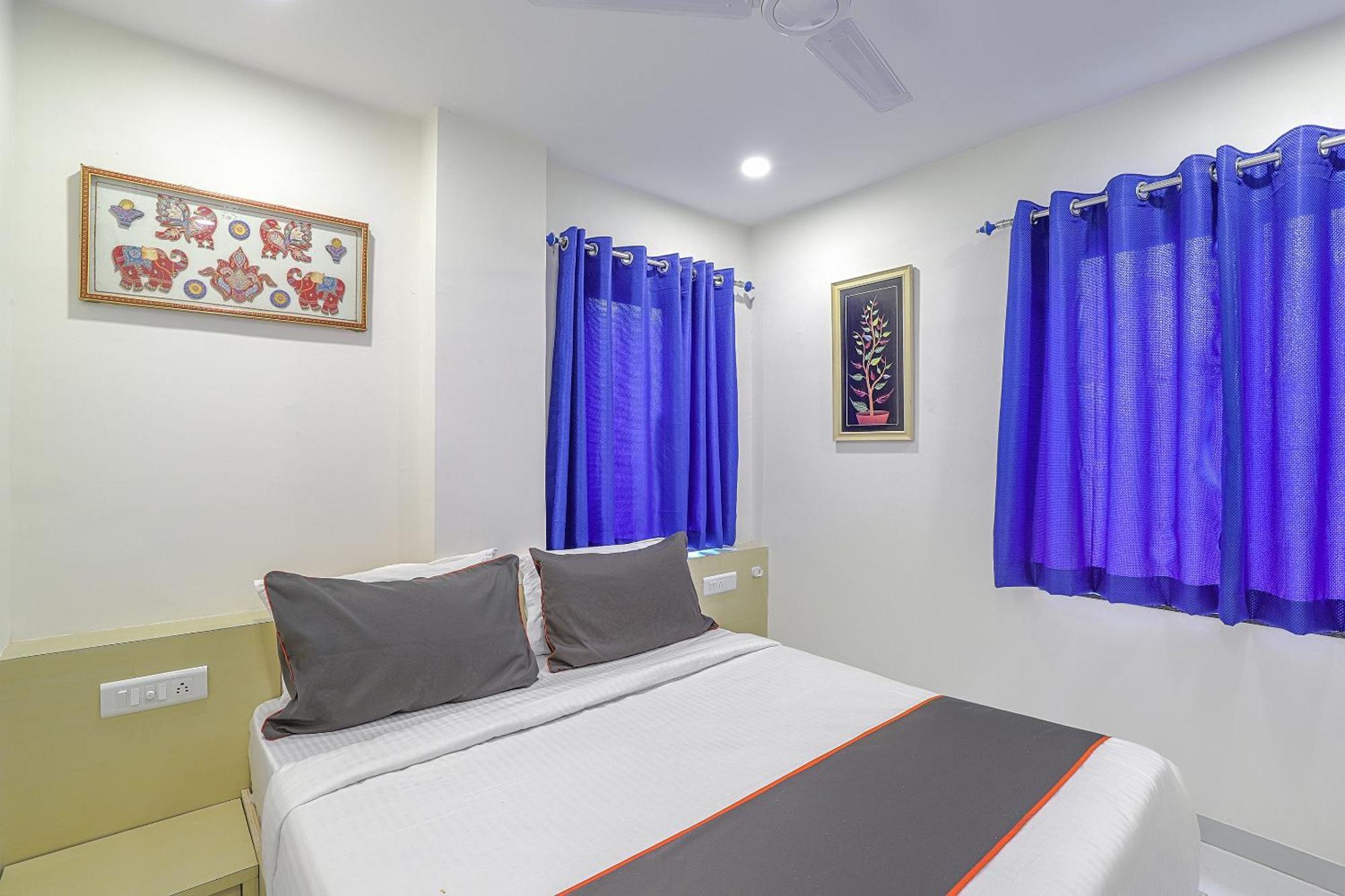 Hotel O La Veera Ahmedabad Luaran gambar
